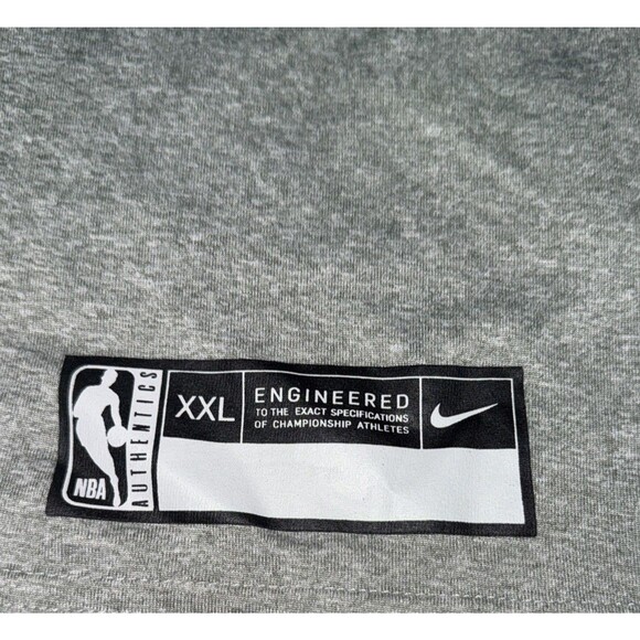 Nike Engineered Gray New Orleans Pelicans T-Shirt Size XXL The Nike Tee - Picture 2 of 5